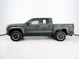 Used 2025 Toyota Tacoma TRD Off-Road image 4