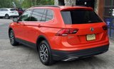 Used 2019 Volkswagen Tiguan SE w/ Panoramic Sunroof Package image 3