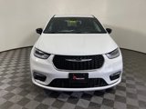 New 2026 Chrysler Pacifica Select image 2