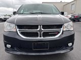 Used 2019 Dodge Grand Caravan SXT image 2