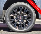 Used 2021 GMC Yukon XL SLT w/ SLT Premium Package image 5