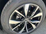 New 2026 Volkswagen Atlas Cross Sport SEL Premium R-Line image 2