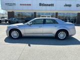 Used 2014 Chrysler 300 image 5