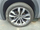 Certified 2023 Volkswagen Atlas Cross Sport SEL Premium R-Line image 4