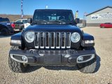 Used 2023 Jeep Gladiator Overland image 2