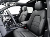 Certified 2024 Porsche Cayenne image 5