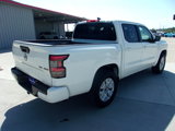 Used 2024 Nissan Frontier SV image 3