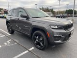 New 2025 Jeep Grand Cherokee Limited w/ Black Appearance Package image 4