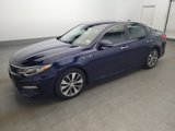 Used 2019 Kia Optima S image 2