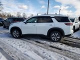 New 2025 Nissan Pathfinder SL image 3