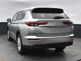 New 2025 Mitsubishi Outlander ES image 3