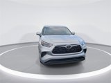 Used 2022 Toyota Highlander L image 2