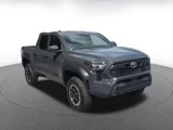 Used 2024 Toyota Tacoma TRD Off-Road image 3