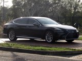 Used 2018 Lexus LS 500 image 2