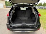 Used 2020 Nissan Rogue SV image 3