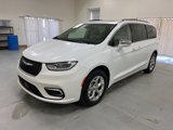 Used 2021 Chrysler Pacifica Limited w/ Premium & Safety Sphere Group image 4