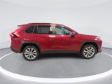 Used 2022 Toyota RAV4 XLE Premium image 4