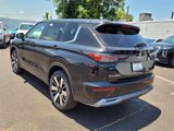 New 2025 Mitsubishi Outlander SE image 3