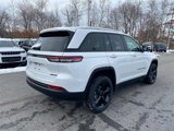 New 2025 Jeep Grand Cherokee Limited w/ Black Appearance Package image 3