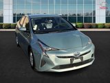 Used 2016 Toyota Prius Four image 2