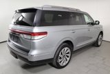 Used 2023 Lincoln Navigator Reserve image 5
