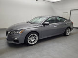Used 2022 Nissan Altima 2.5 SV image 2