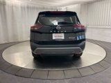 Used 2023 Nissan Rogue SV image 6