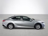 Used 2025 Toyota Camry LE image 5
