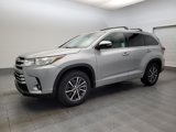 Used 2018 Toyota Highlander XLE image 2