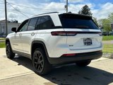New 2025 Jeep Grand Cherokee Altitude image 4