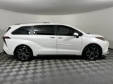 Certified 2025 Toyota Sienna Platinum image 4