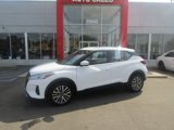 Used 2024 Nissan Kicks SV image 2