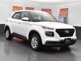 Used 2024 Hyundai Venue SE image 2