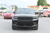 Used 2024 Jeep Grand Cherokee Altitude image 4