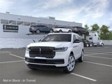 New 2025 Lincoln Navigator Reserve image 2