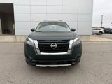 New 2025 Nissan Pathfinder Platinum image 2