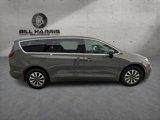 New 2025 Chrysler Pacifica Select w/ Uconnect Theater Family Group image 5