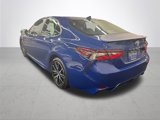 Used 2024 Toyota Camry SE image 3