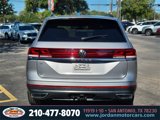 Used 2024 Volkswagen Atlas SE image 4
