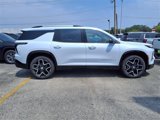 New 2026 Chevrolet Traverse High Country image 2
