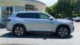 New 2025 Volkswagen Atlas SEL Premium R-Line image 4