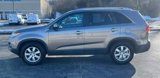Used 2011 Kia Sorento LX w/ Convenience Pkg image 4