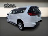 Used 2024 Chrysler Pacifica Touring image 3