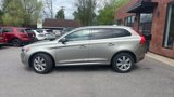Used 2016 Volvo XC60 T6 w/ Proximity Package image 2