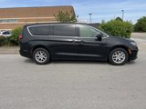 Used 2023 Chrysler Pacifica Touring-L image 4
