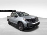 Used 2025 Honda Ridgeline TrailSport image 4