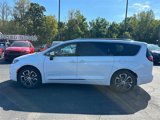 New 2026 Chrysler Pacifica Pinnacle image 4