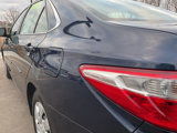 Used 2017 Toyota Camry LE image 5