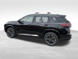 New 2025 Nissan Rogue Platinum w/ Platinum Premium Package image 4