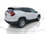 Used 2024 GMC Terrain SLE image 5